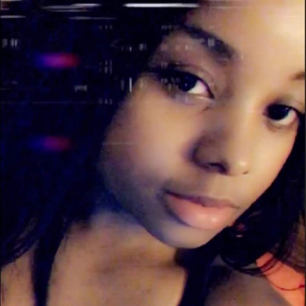 Meet your Posher, Kelly !!